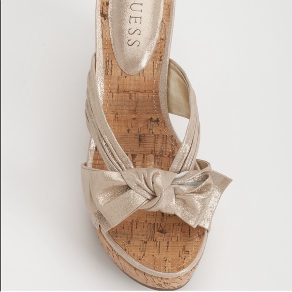 GUESS Bow Wedge Sandals Size 5.5 - Picture 2 of 11